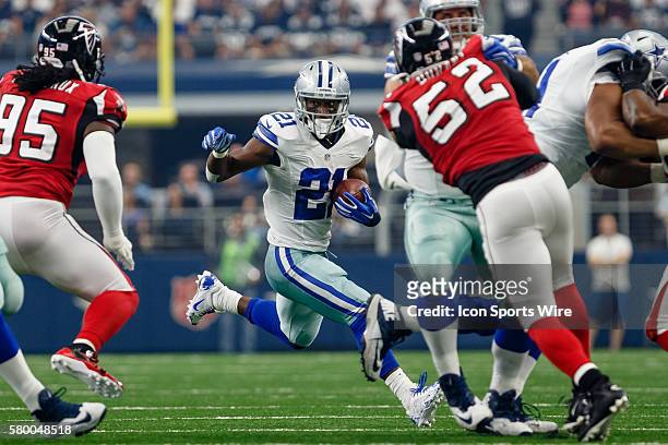 Dallas Cowboys Running Back Joseph Randle [18812] looks for a hole during the NFL game between the Atlanta Falcons and the Dallas Cowboys at AT&T...