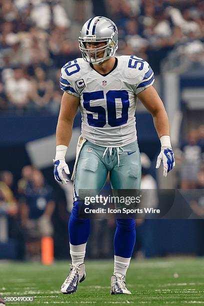 Dallas Cowboys Linebacker Sean Lee [10312] during the NFL game between the Atlanta Falcons and the Dallas Cowboys at AT&T Stadium in Arlington, TX.