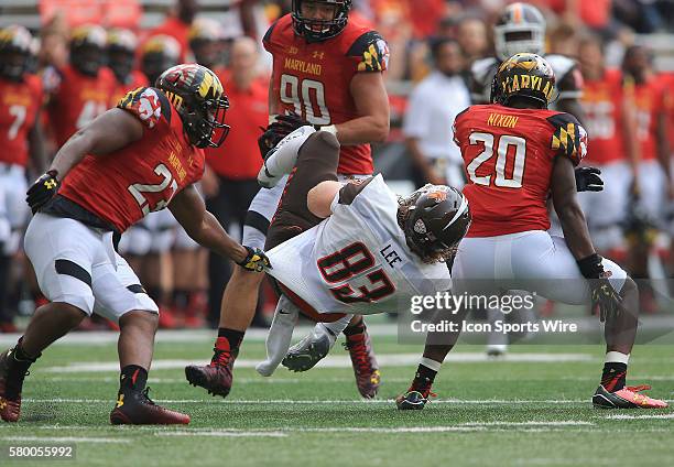 Maryland Terrapins linebacker Jermaine Carter Jr. Hauls down Bowling Green Falcons tight end Derek Lee during a NCAA football game at Capital One...