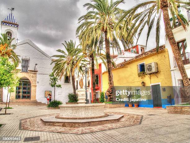 ermita del santo cristo de la vera cruz. marbella - cruz de cristo stock-fotos und bilder