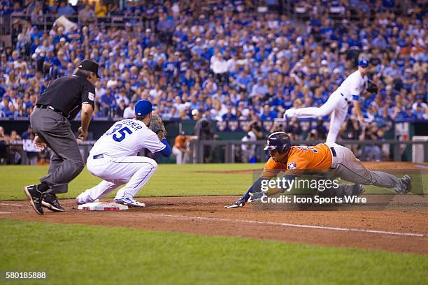 Kansas City Royals first baseman Eric Hosmer looks to beat the runner back to first base during the MLB Playoff ALDS game 1 between the Houston...