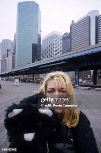 Singer, guitarist and bassist Kim Gordon, of American alternative rock group Sonic Youth, New York City, 26th February 1989.
