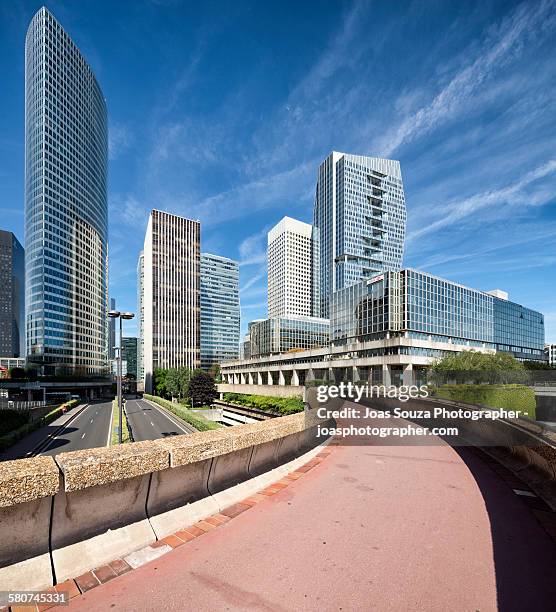 la defense - paris - joas souza bildbanksfoton och bilder