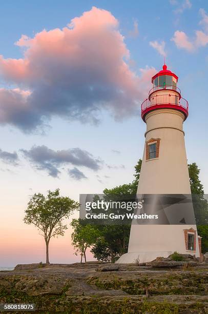usa, ohio, sandusky, low angle view of marble head lighthouse - lake erie stock pictures, royalty-free photos & images