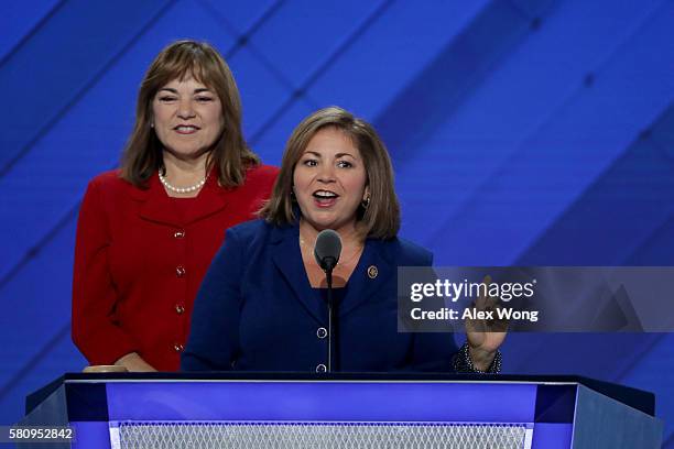 Ms Sanchez 365 Linda Sánchez Photos & High Res Pictures - Getty Images