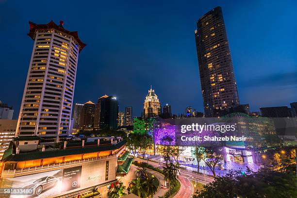 the heart of orchard road - orchard road stock-fotos und bilder