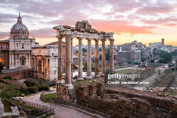 sunrise, roman forum, rome, italy - provincia de roma fotografías e imágenes de stock