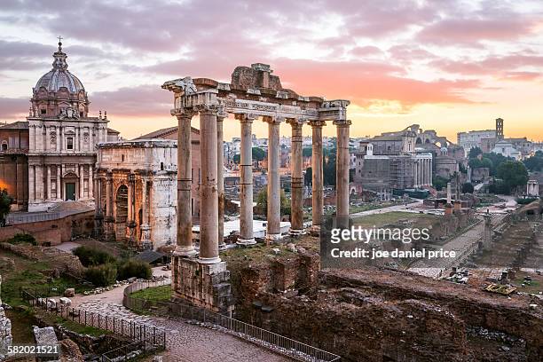 sunrise, roman forum, rome, italy - oude ruïne stockfoto's en -beelden