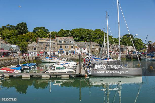 the small port along river carmel - padstow stock-fotos und bilder