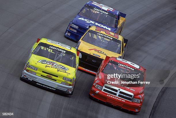 Mbna Racing 88 Nascar 2001 Mbna 400 Stock Photos, High-Res Pictures, and Images ...