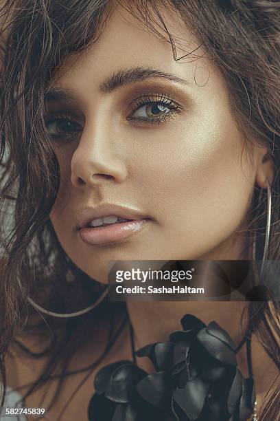 beauty face portrait - damp lips stock pictures, royalty-free photos & images