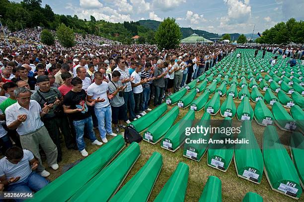 annual gathering at potocari/burial site of srebrenica massacre. - the yugoslav wars srebrenica stock pictures, royalty-free photos & images