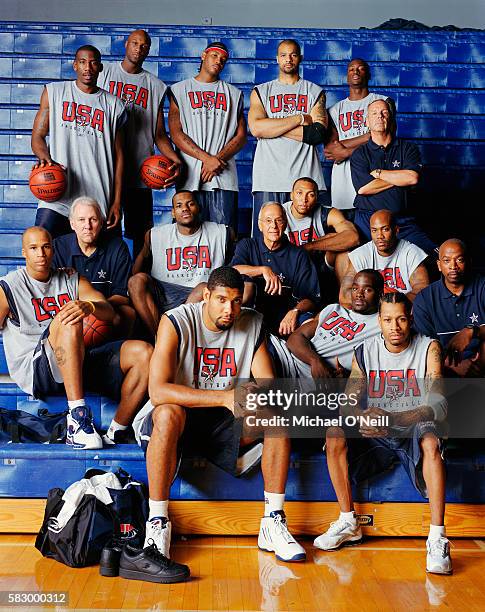 The 2004 USA Basketball Men's Senior National Team: Back row : Amare Stoudemire, Lamar Odom, Carmelo Anthony, Carlos Boozer, Dwyane Wade, assistant...