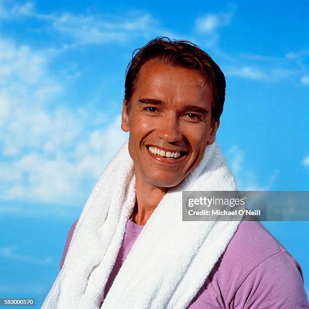 Arnold Schwarzenegger 1990 Photos and Premium High Res Pictures - Getty
