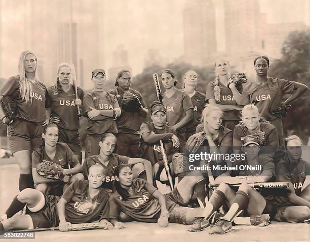 Lori Harrigan, Jessica Mendoza, Kelly Kretschman, Crystl Bustos, Tairia Mims Flowers, Jenny Topping, Jaime Clark, Natasha Watley; Front row: Cat...