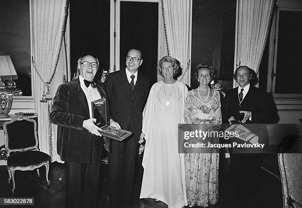 Mstislav Rostropovitch, French PM Jacques Chirac, Madam Pompidou, Bernadette Chirac and Pierre Boulez pose for an official photograph during the City...