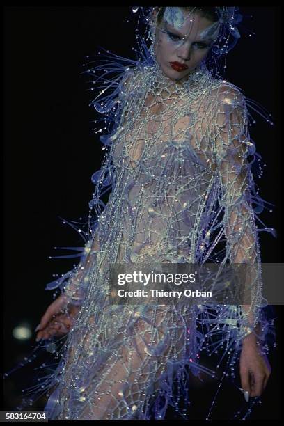 SPRING/SUMMER 97 HAUTE COUTURE COLLECTION: MUGLER