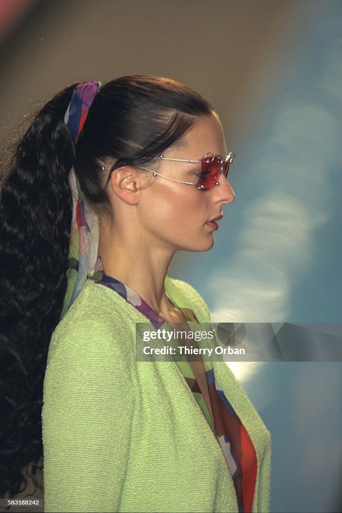 Model wearing the new Chanel sunglasses for summer 2000. News Photo - Getty  Images