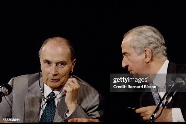 François Mitterrand et Edouard Balladur pendant la conférence de presse commune.