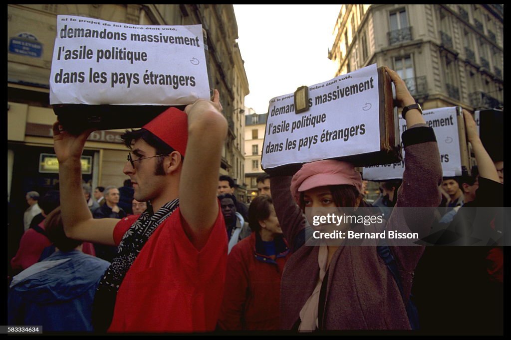 DEMONSTRATION AGAINST THE DEBRE LAW IN PARIS