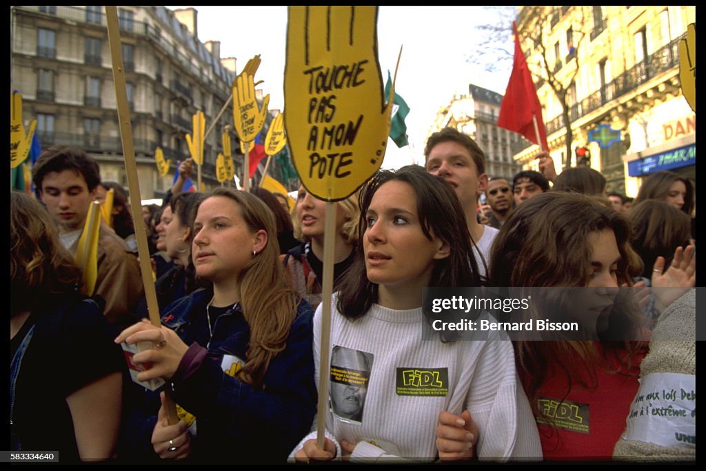 Manifestation contre la loi Debré à Paris