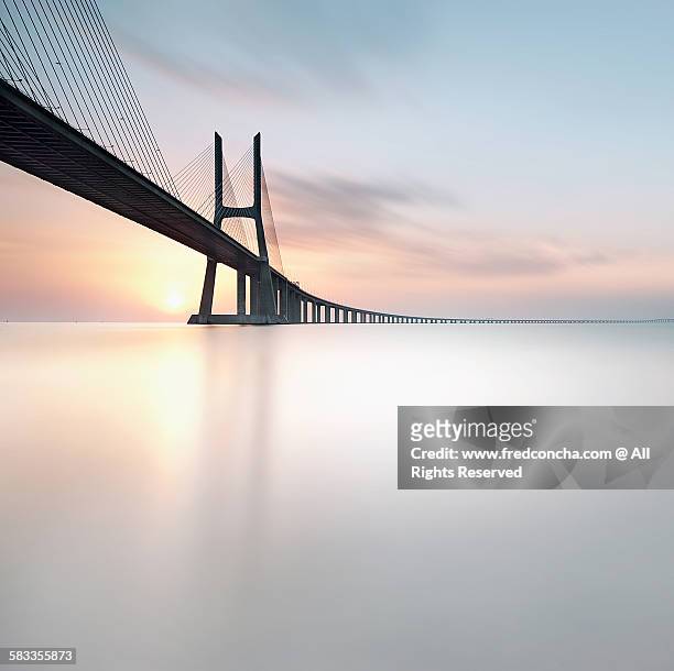 light changes - bridge stock pictures, royalty-free photos & images