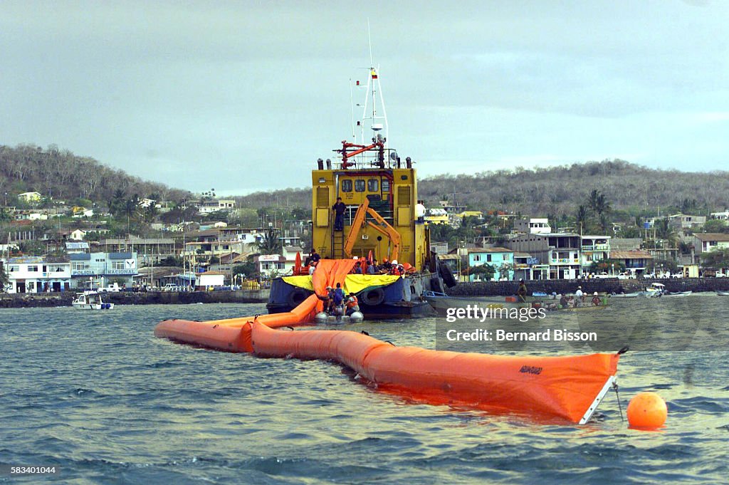 GALAPAGOS ISLANDS UNDER THREAT FROM OIL SPILL