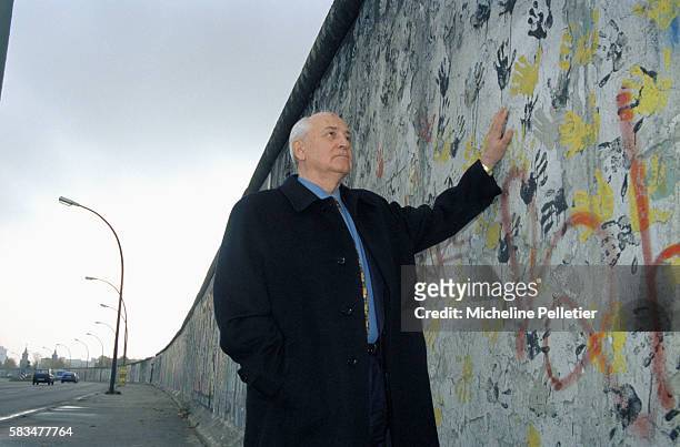 Mikhail Gorbachev, laureate of the 1990 Nobel Peace Prize at the Berlin Wall, May 1998.