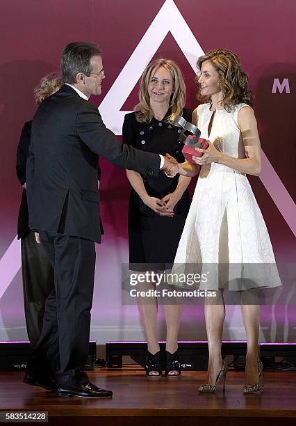 Queen Letizia of Spain attends the XXV FEDEPE awards ceremony at Retiro Park on July 26, 2016 in Madrid, Spain.