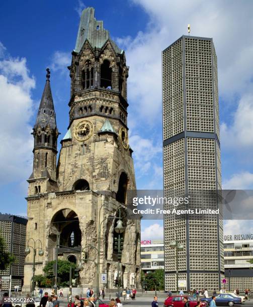 germany-berlin - kaiser wilhelm memorial church stock pictures, royalty-free photos & images