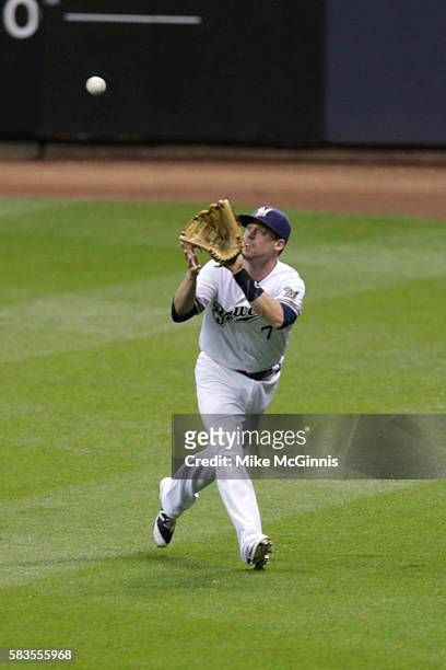 Jake Elmore of the Milwaukee Brewers makes the catch to retire Phil Gosselin of the Arizona Diamondbacks during the fourth inning at Miller Park on...