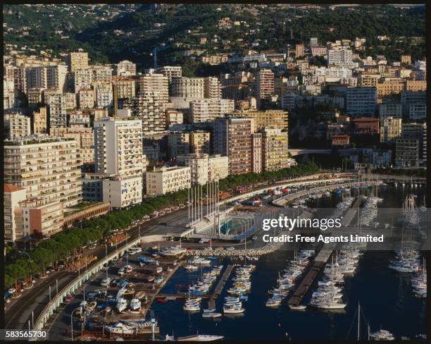 monte-carlo harbor - montecarlo foto e immagini stock