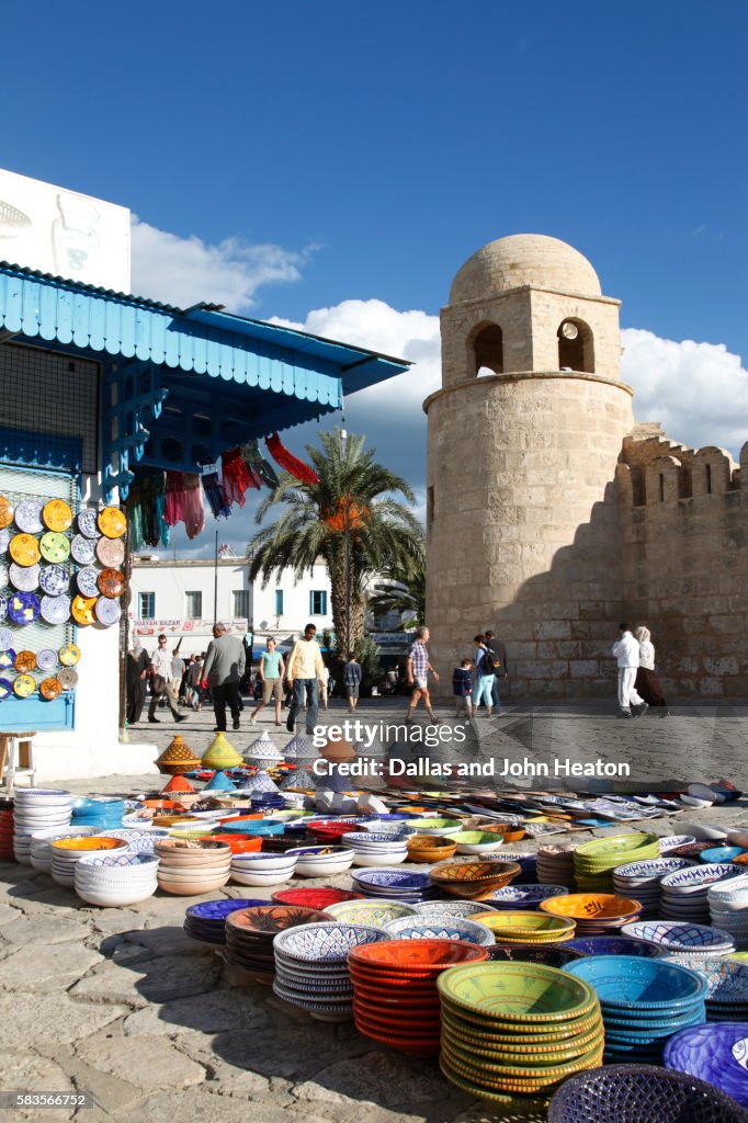 Africa, Tunisia, Sousse, Medina, Place de la Grande Mosque, Pottery Shop display outside Great Mosque