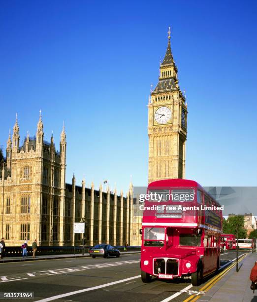 double-decker bus near big ben - london bus big ben stock pictures, royalty-free photos & images