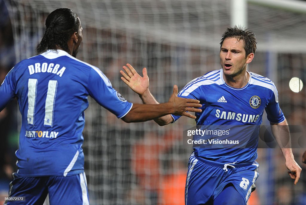 Soccer - UEFA Champions League - Chelsea vs. Napoli