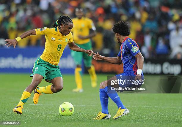 Lawrence Tshabalala Siphiwe of South Africa and Ryan Mendes of Cape Verde during the 2013 African Cup of Nations Group A match between South Africa...