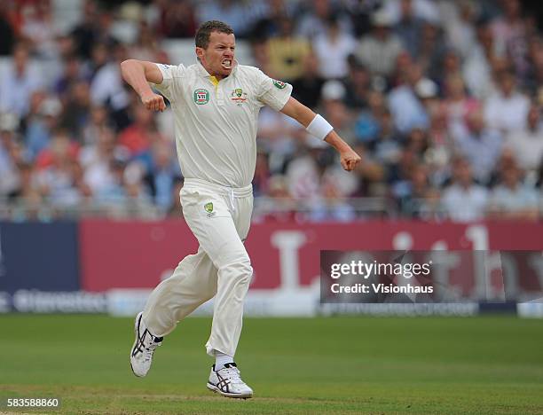 Peter Siddle of Australia celebrates taking the wicket of Kevin Pietersen of England during Day One of the 1st Investec Ashes Test between England...