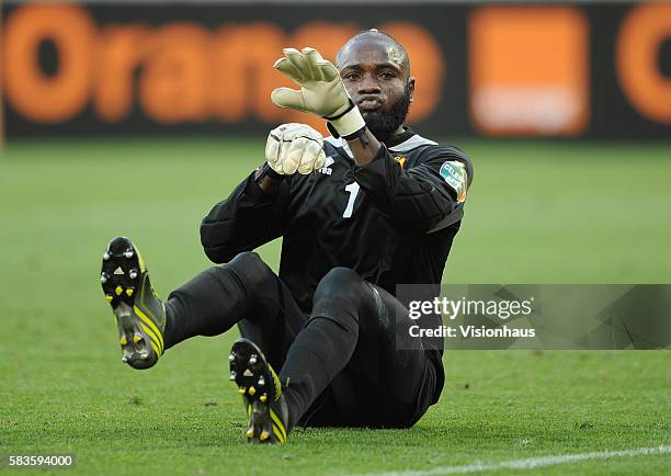 Congo goalkeeper Robert Muteba Kidiaba celebrates during the 2013 African Cup of Nations Group B match between Ghana and DR Congo at the Nelson...