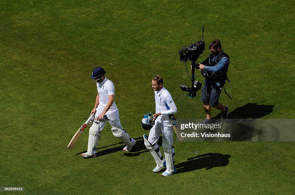 Cricket - Investec Test Series England vs. India - 4th Test Manchester