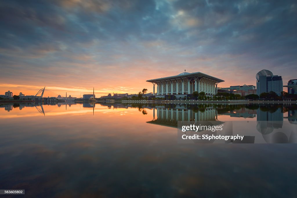 Tuanku Mizan Zainal Abidin Mosque,