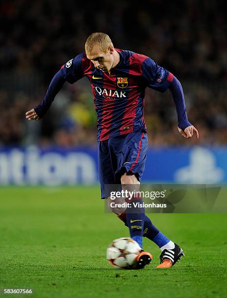 Jeremiah Mathieu 653 Jeremy Mathieu Fc Barcelona Stock Photos, High-Res Pictures, and ...