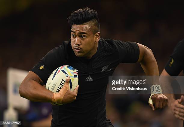 Julian Savea of New Zealand in action during the Rugby World Cup quarter final match between New Zealand and France at the Millennium Stadium in...
