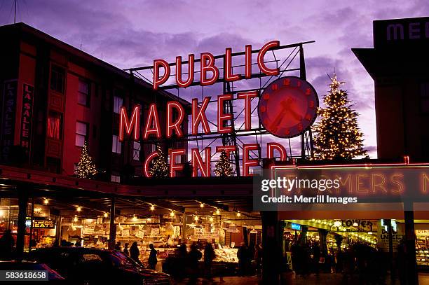 pike place market at dusk - pike place market sign stock pictures, royalty-free photos & images