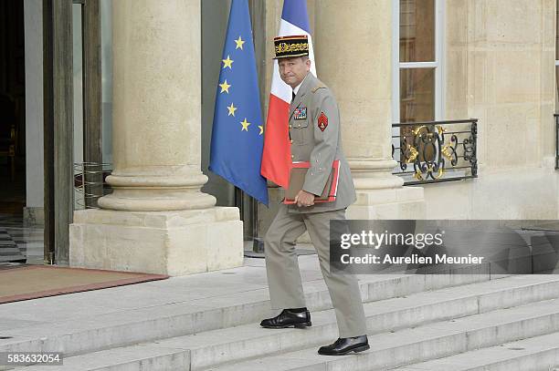 Army Commander in Chief, General Pierre de Villiers arrives at Elysee Palace for a security council with French President Francois Hollande following...