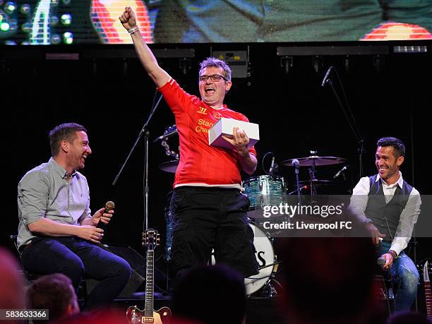 Supporters Club Raffle 494 La Raffle Stock Photos, High-Res Pictures, and Images - Getty Images