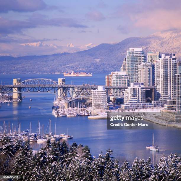 city of vancouver in canada - vancouver bridge stock pictures, royalty-free photos & images