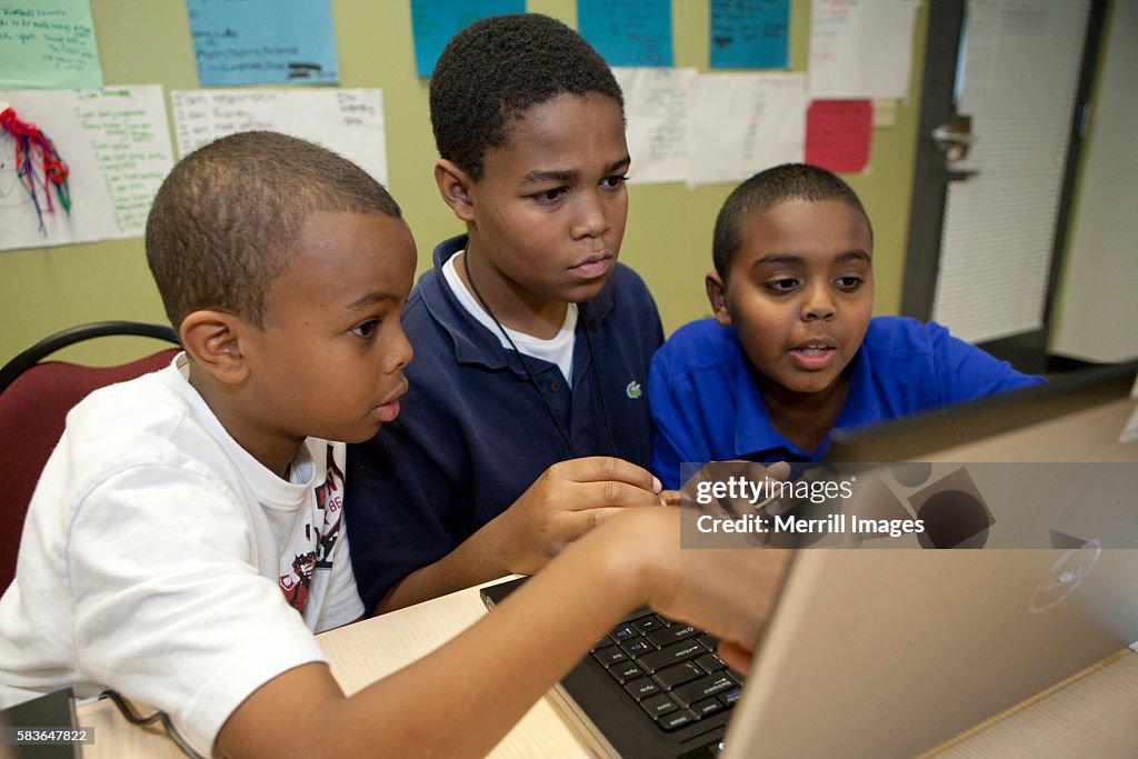 Computer Class One Boy Boys Using Laptop Pc In Class High-Res Stock Photo - Getty Images