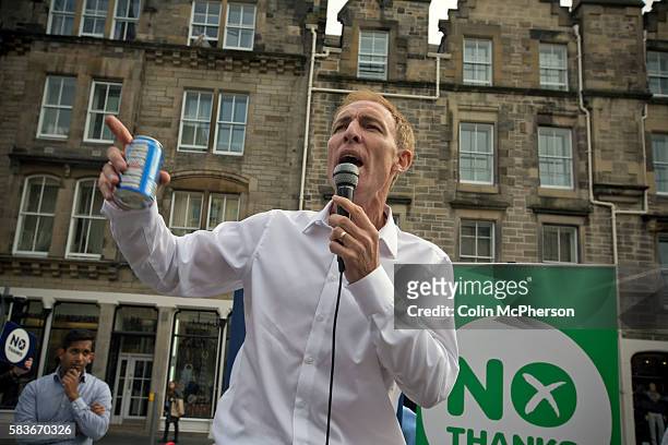 British Labour Party politician Jim Murphy MP, addressing supporters at a No Thanks anti-Scottish independence event in the Grassmarket, Edinburgh....