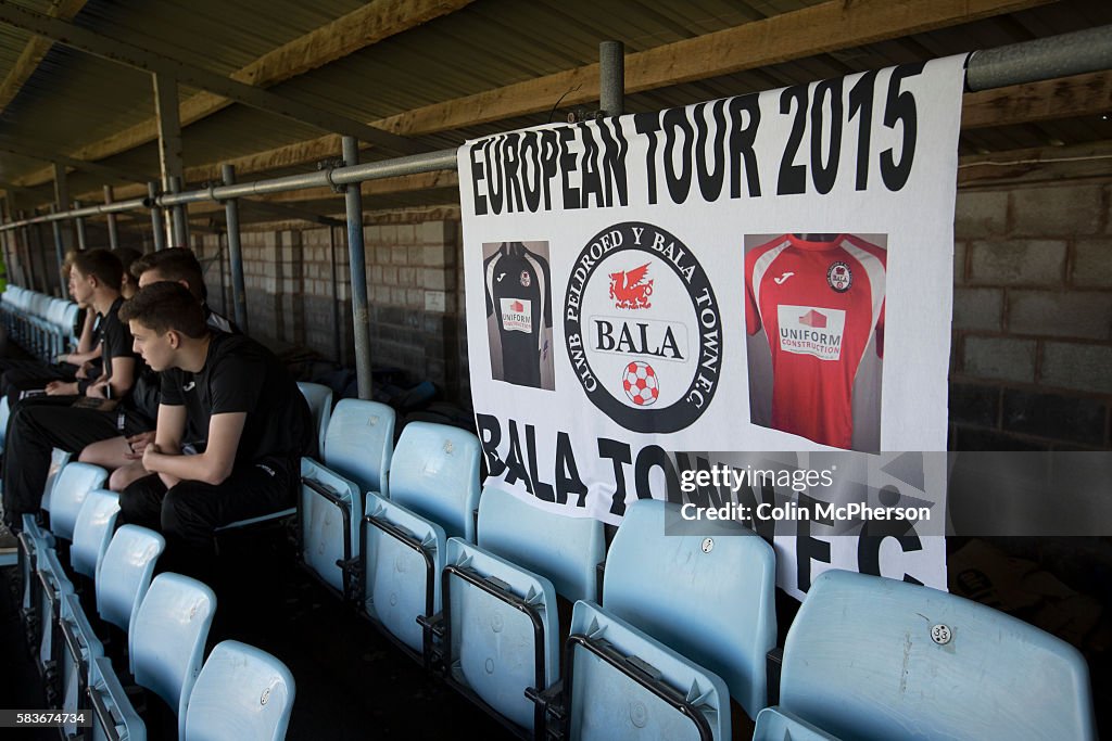 UK - Rhyl - Bala Town Versus FC Differdange 03