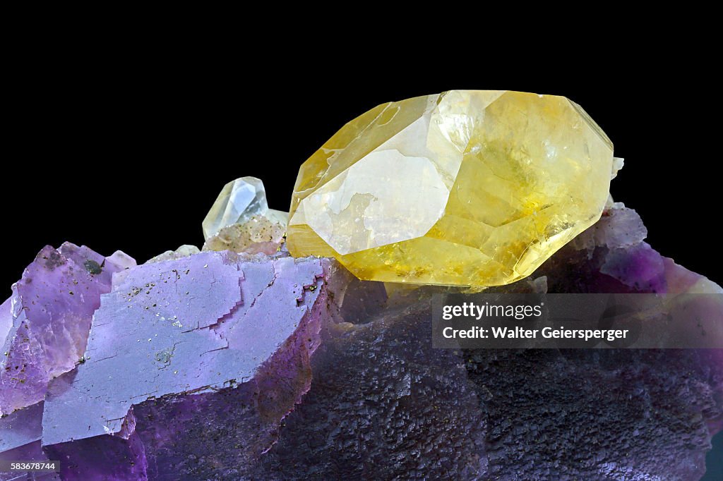 Calcite with Fluorite, mineral